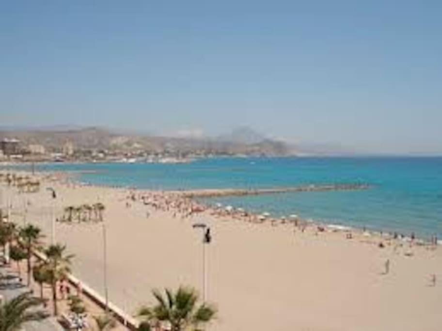Apartamento A 1 Minuto De La Playa Del Campello Exterior foto
