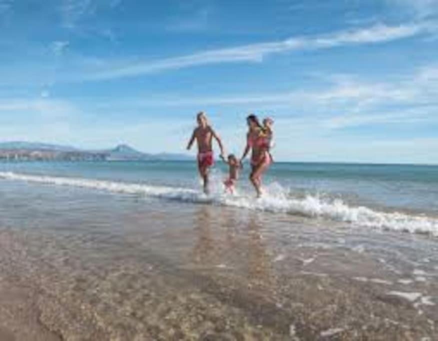 Apartamento A 1 Minuto De La Playa Del Campello Exterior foto
